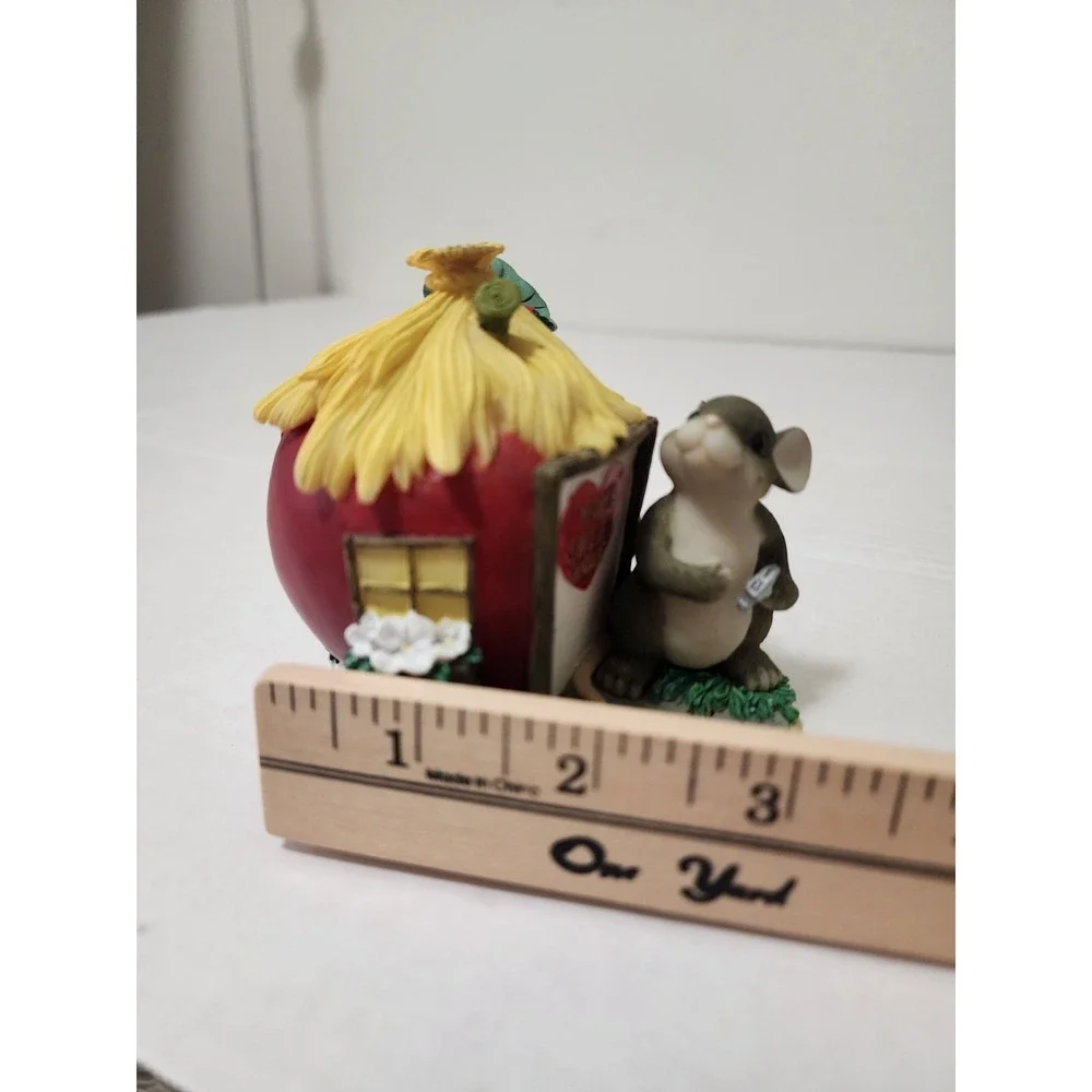 Charming Tails Home Is Where The Heart Is 89/126 Mouse Apple House Figurine
